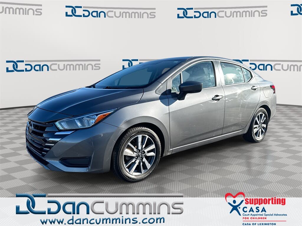 2023 Nissan Versa SV FWD