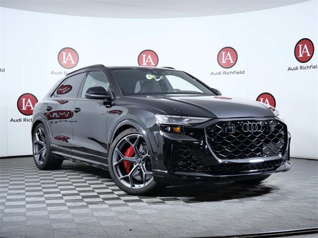 2025 Audi RS Q8 4.0T quattro Performance