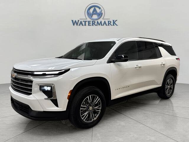 2025 Chevrolet Traverse LT FWD