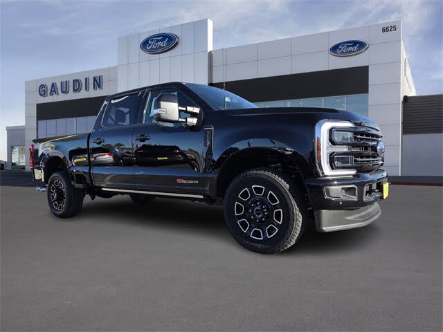2025 Ford F-250 Super Duty Platinum Crew Cab 4WD