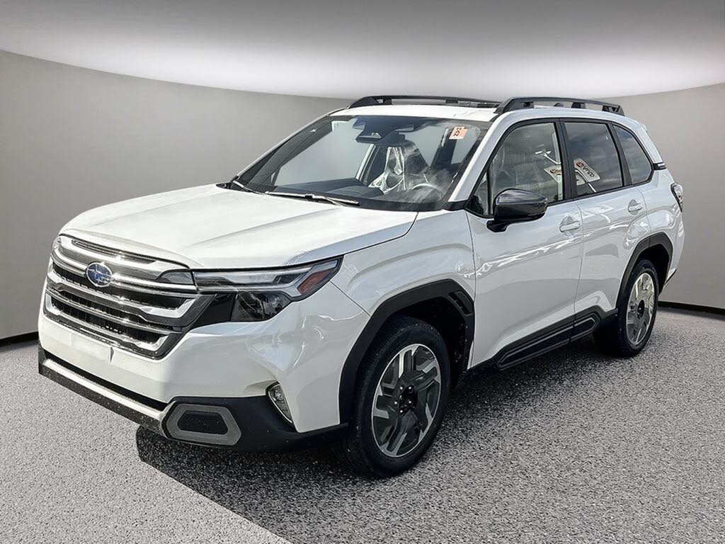 Subaru Forester Limited Crossover AWD 2025