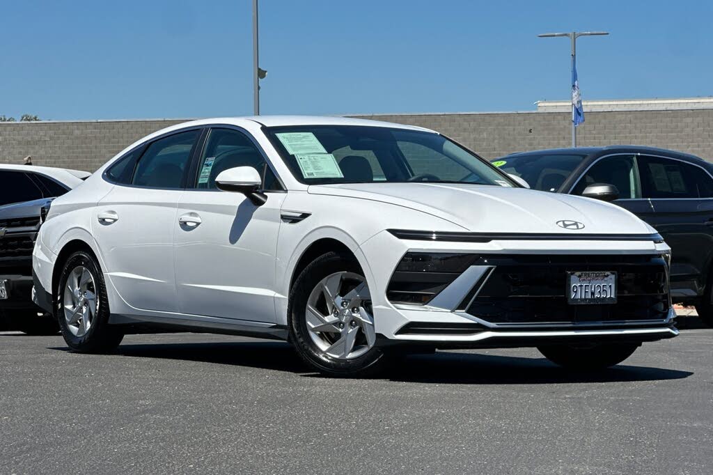 2025 Hyundai Sonata SE FWD