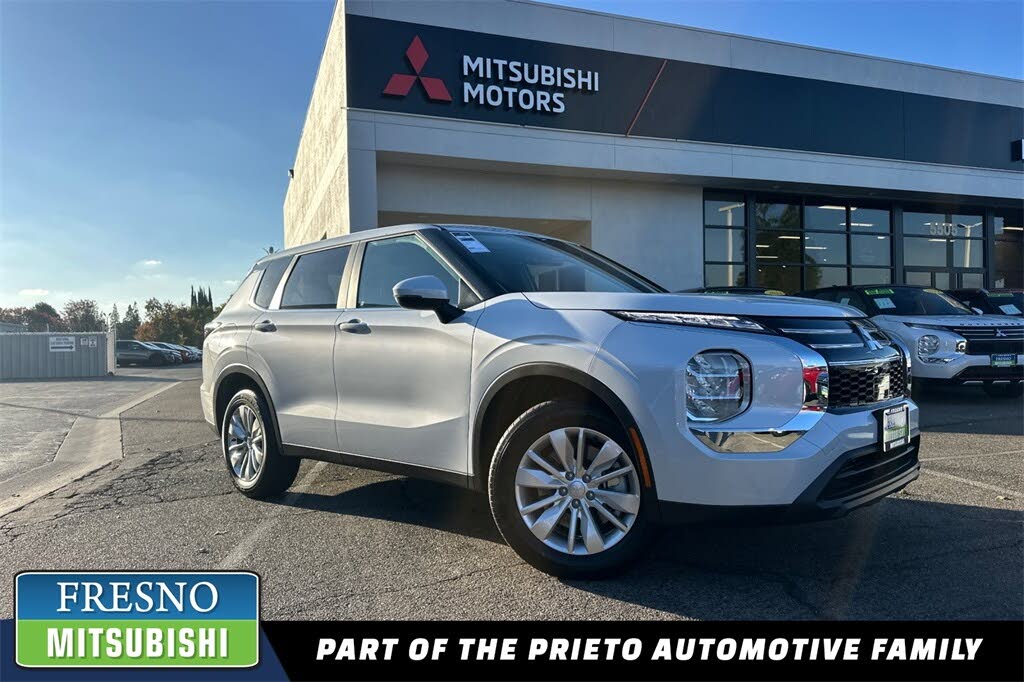 2025 Mitsubishi Outlander ES FWD