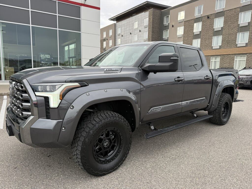 2025 Toyota Tundra Hybrid Platinum HV CrewMax Cab 4WD