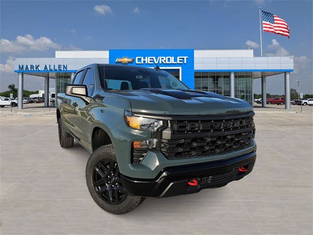 2026 Chevrolet Silverado 1500 Custom Trail Boss Crew Cab 4WD