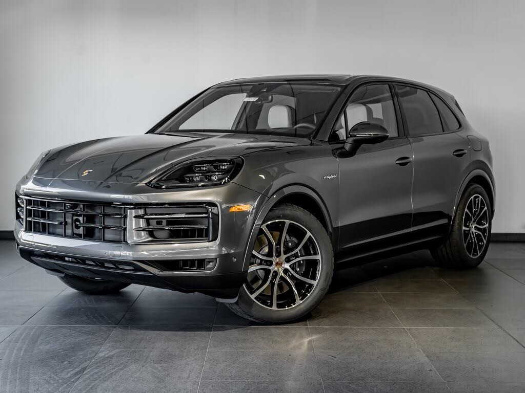 2026 Porsche Cayenne AWD