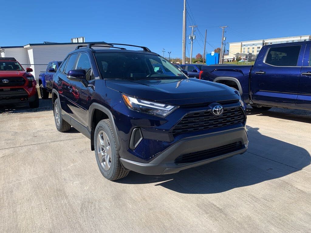 2025 Toyota RAV4 XLE AWD