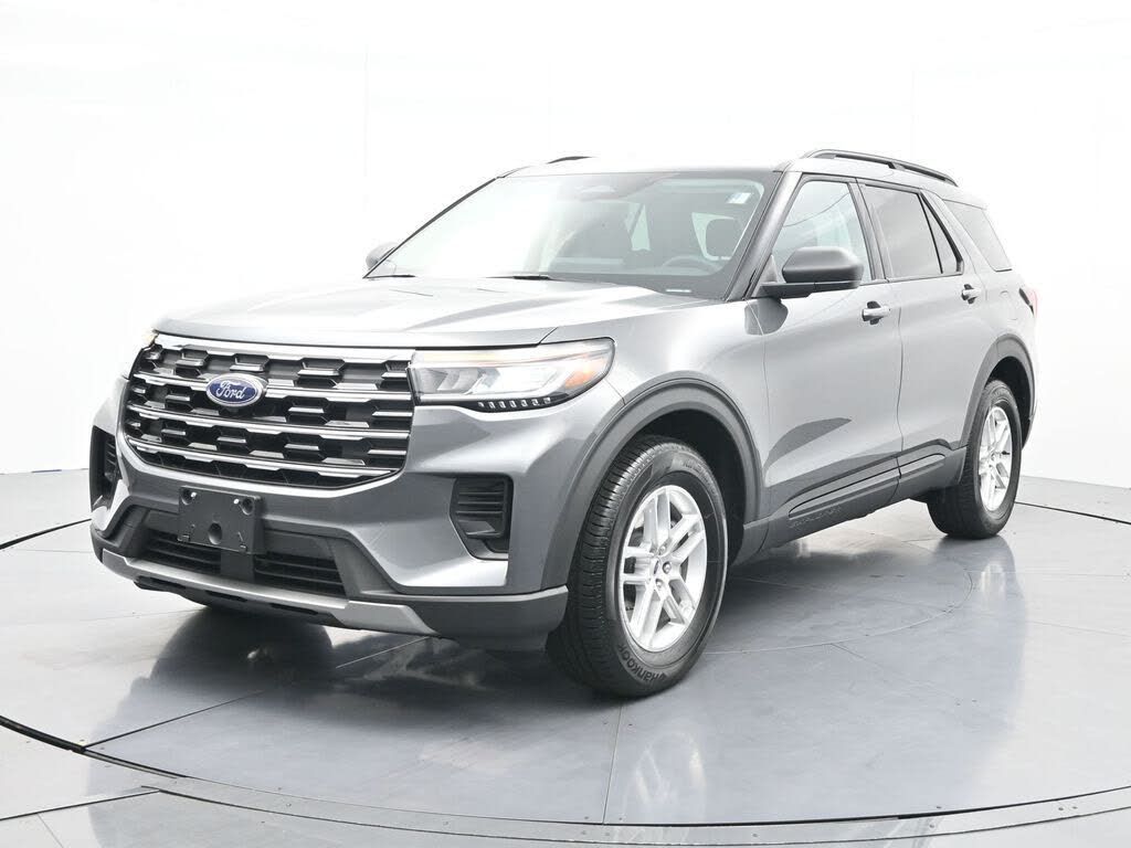 2026 Ford Explorer Active RWD