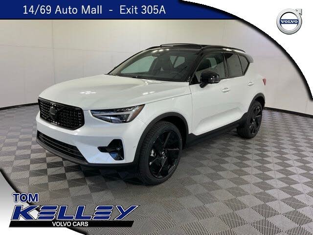2026 Volvo XC40 B5 Ultra Black Edition AWD