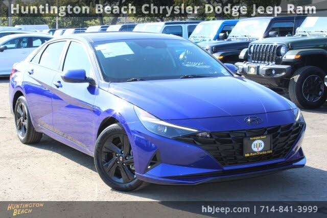 2023 Hyundai Elantra SEL FWD