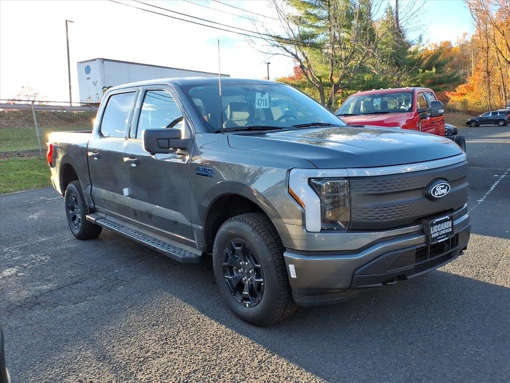 2025 Ford F-150 Lightning XLT SuperCrew AWD