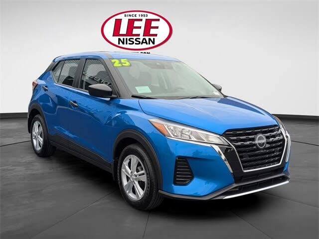 2025 Nissan Kicks Play S FWD