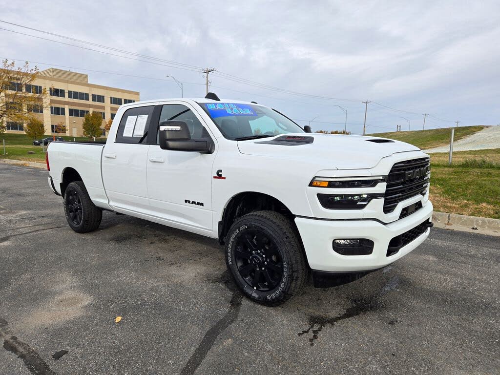 2025 RAM 2500 Laramie Crew Cab 4WD