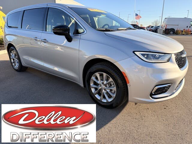 2026 Chrysler Pacifica Select AWD