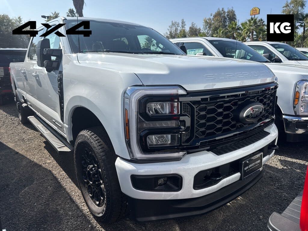 2026 Ford F-350 Super Duty XLT Crew Cab 4WD