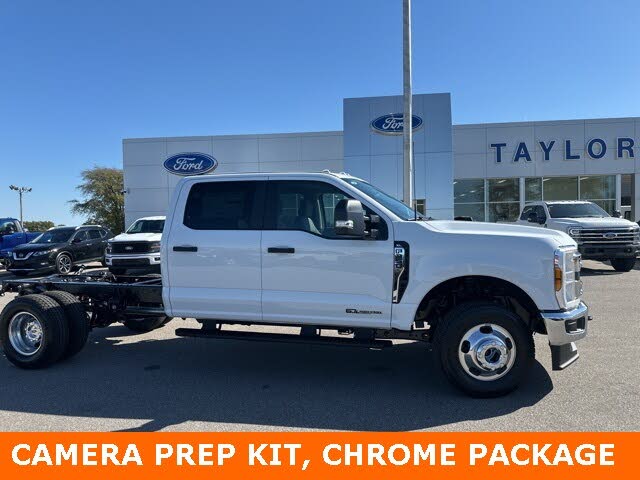2026 Ford F-350 Super Duty Chassis XL Crew Cab DRW 4WD