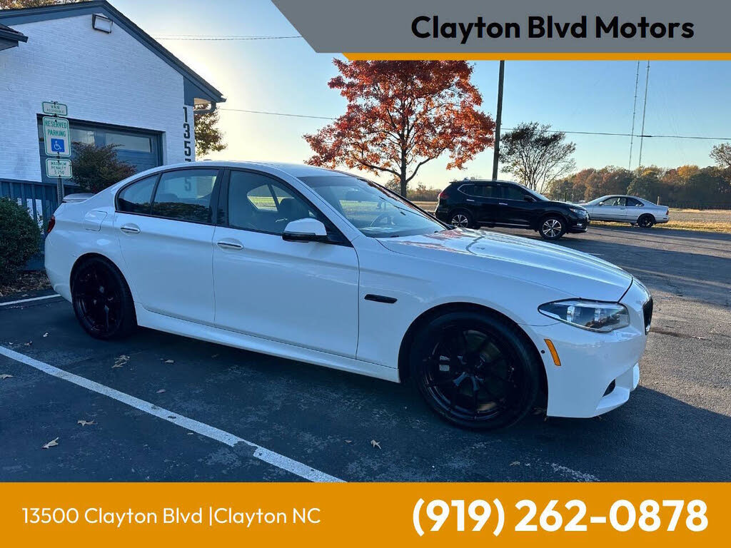 2014 BMW 5 Series 550i Sedan RWD