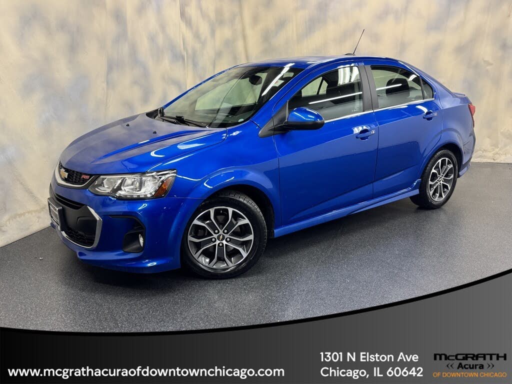 2017 Chevrolet Sonic LT Sedan FWD