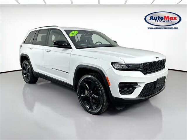 2023 Jeep Grand Cherokee Altitude 4WD