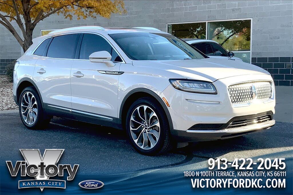 2023 Lincoln Nautilus Reserve FWD