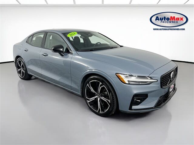 2024 Volvo S60 B5 Core Dark Theme AWD