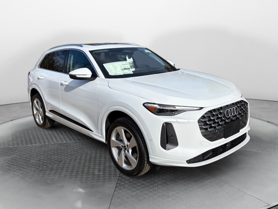 2025 Audi Q5 quattro Premium Plus 40 TFSI