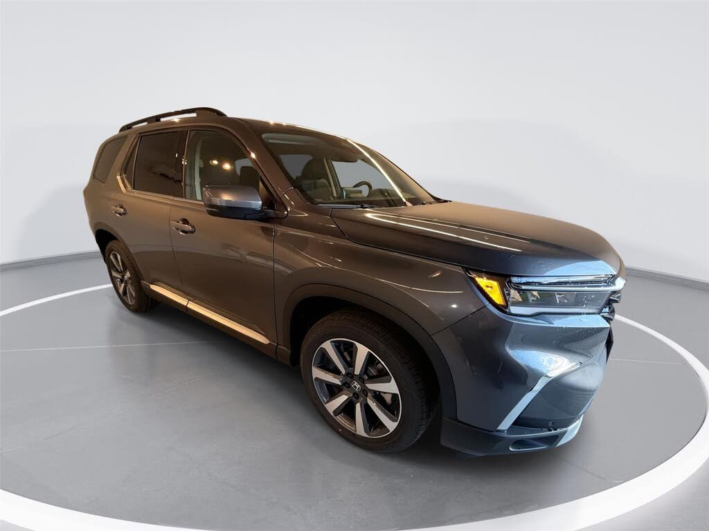 2025 Honda Pilot Touring AWD