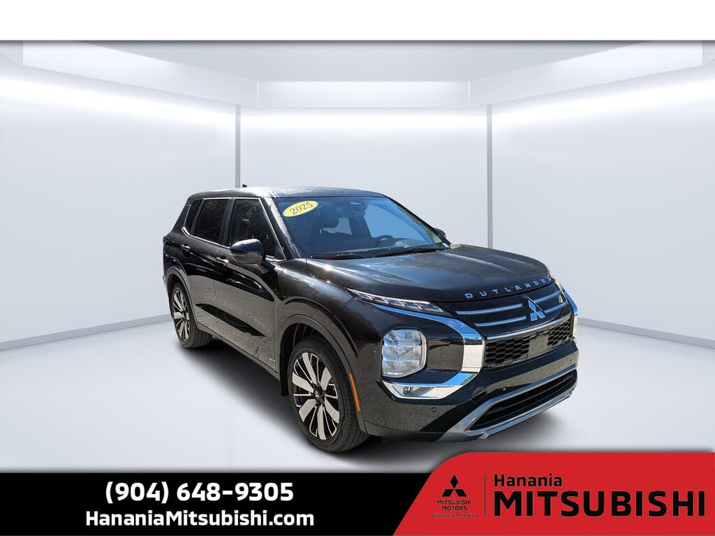 2025 Mitsubishi Outlander SE FWD