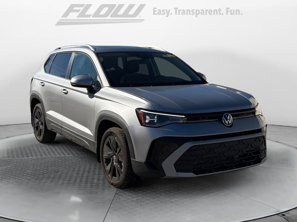 2025 Volkswagen Taos SE FWD