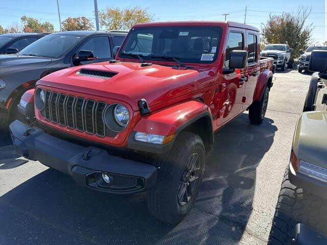 2026 Jeep Gladiator Sport S Crew Cab 4WD