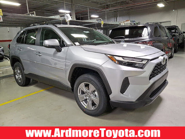 2025 Toyota RAV4 XLE AWD