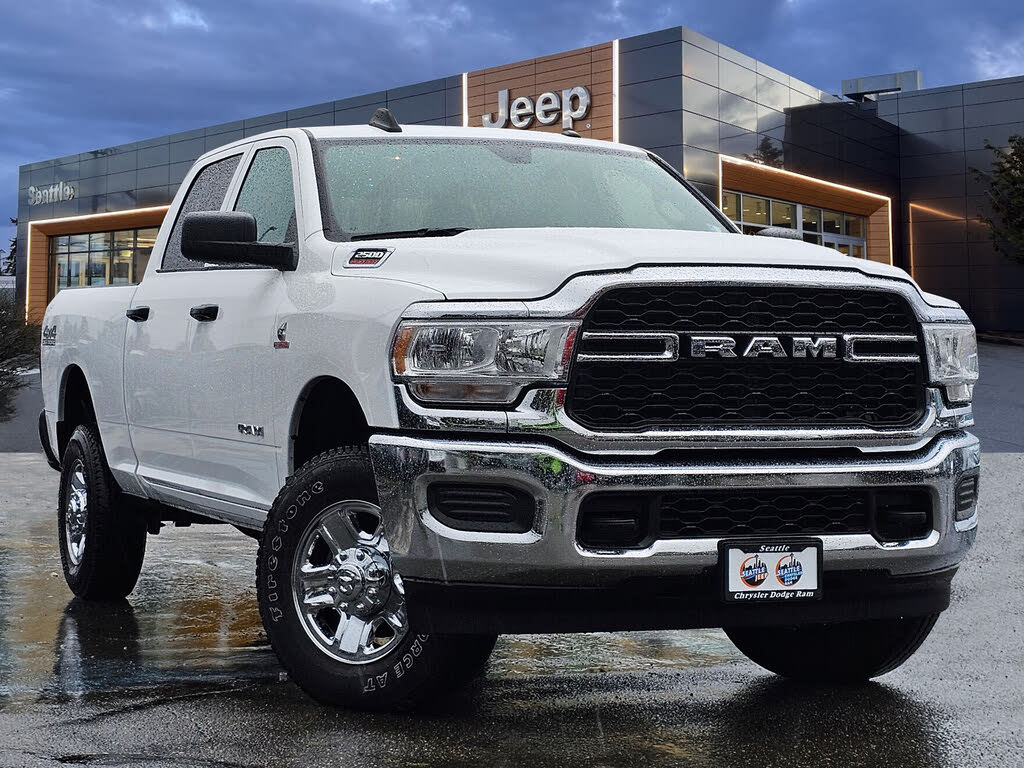 2022 RAM 2500 Tradesman Crew Cab 4WD