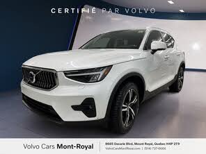 Volvo XC40 B5 Plus Bright Theme AWD