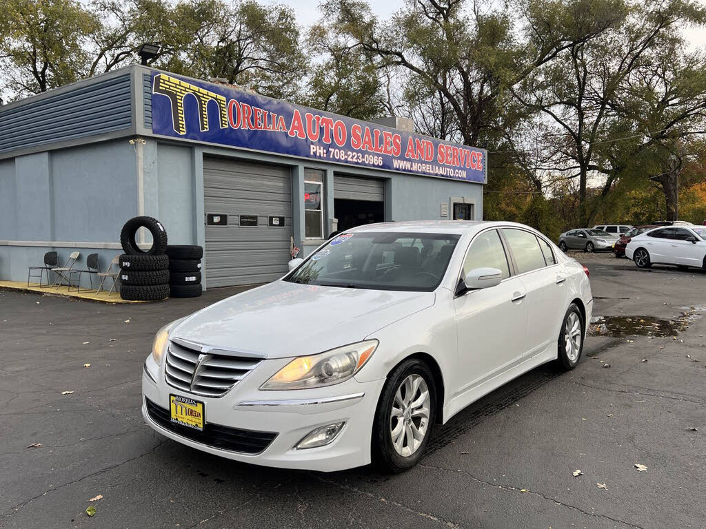 2012 Hyundai Genesis 3.8 RWD