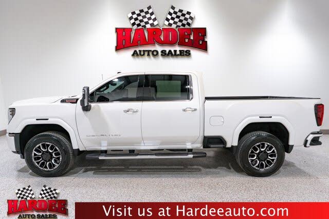 2024 GMC Sierra 2500HD Denali Crew Cab 4WD