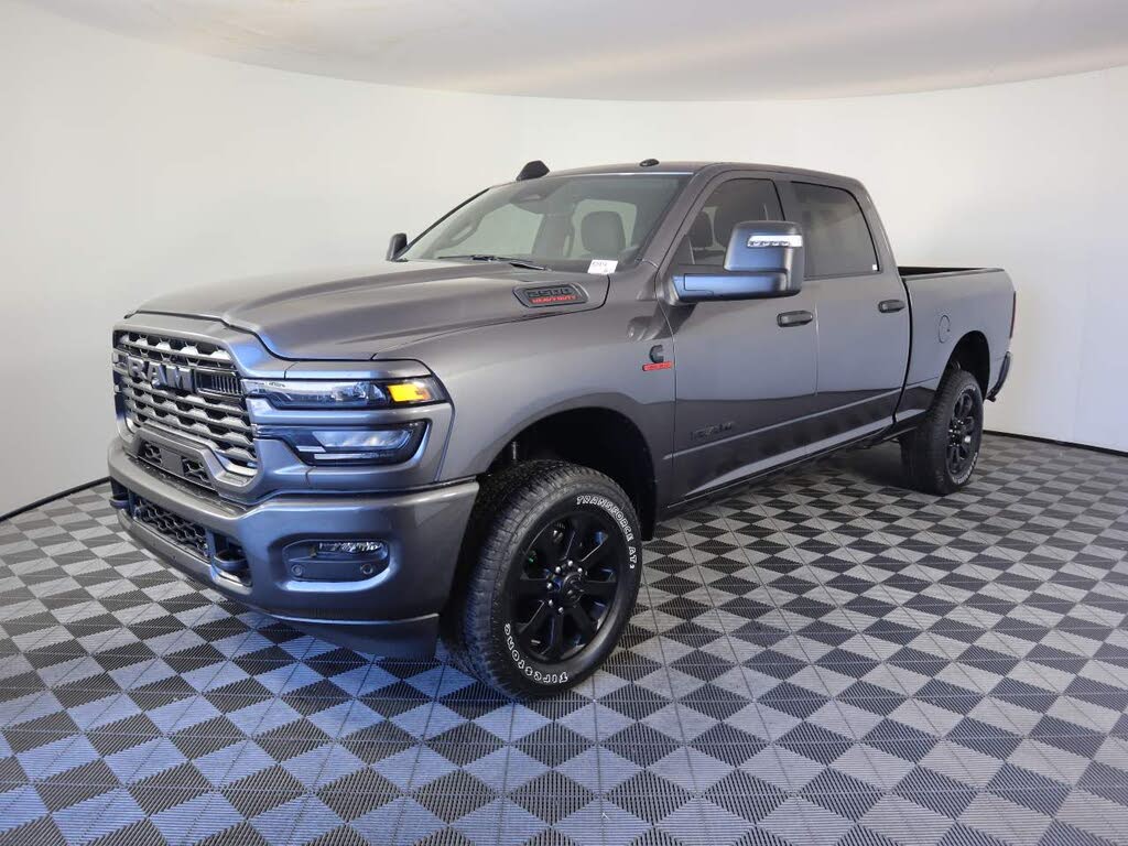 2025 RAM 2500 Big Horn Crew Cab 4WD