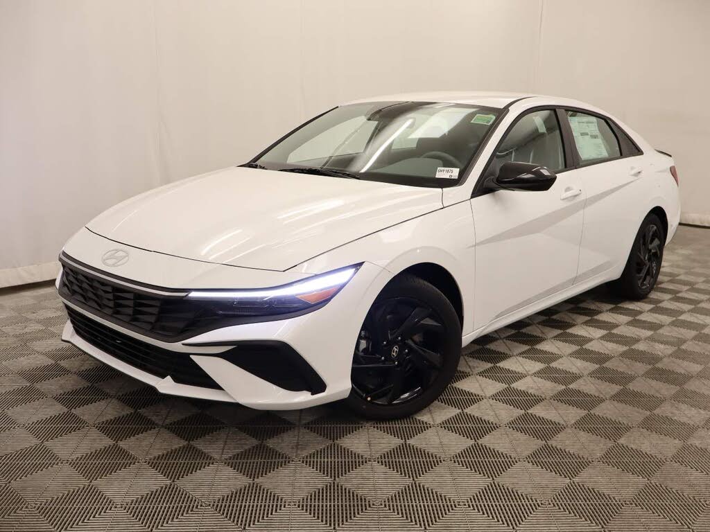 2026 Hyundai Elantra Hybrid SEL Sport FWD