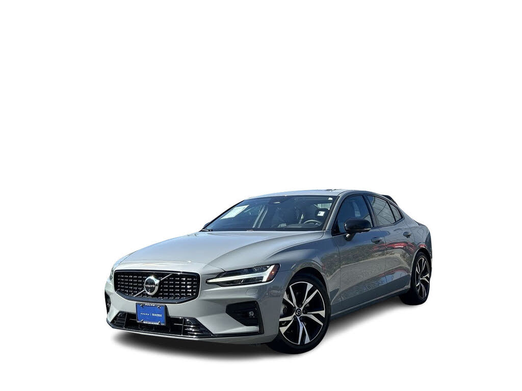 2024 Volvo S60 B5 Plus Dark Theme AWD
