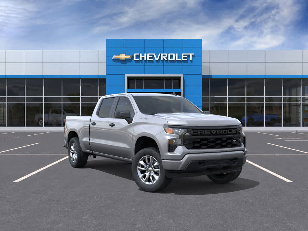 2026 Chevrolet Silverado 1500 Custom Crew Cab 4WD