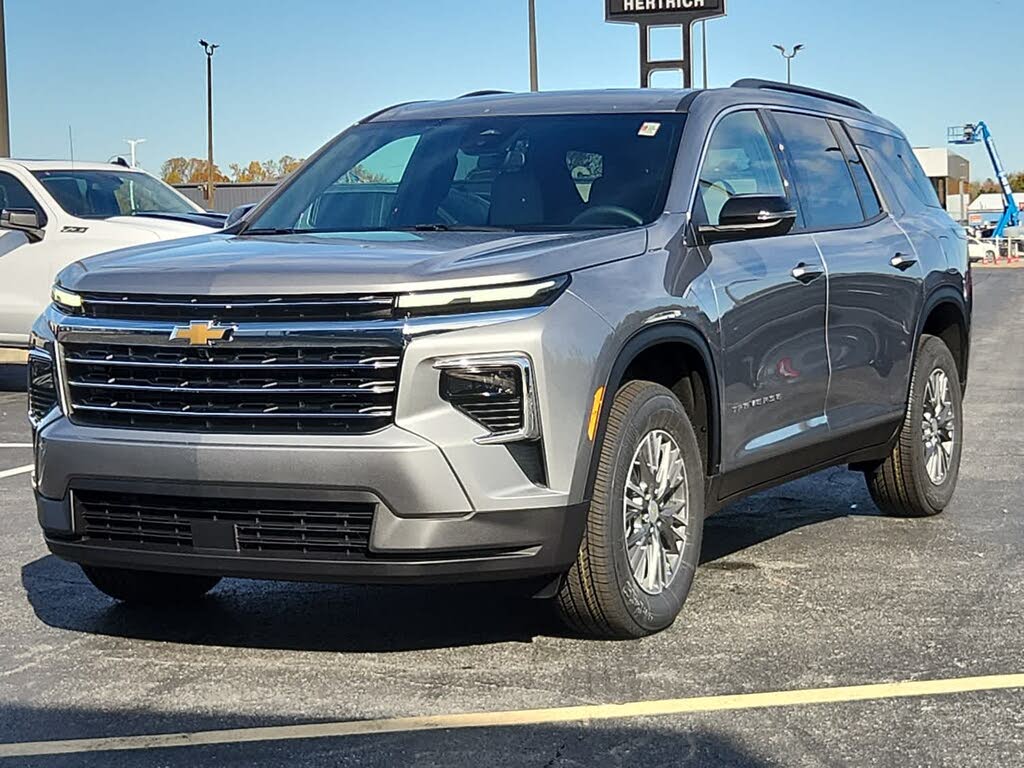 2026 Chevrolet Traverse LT FWD
