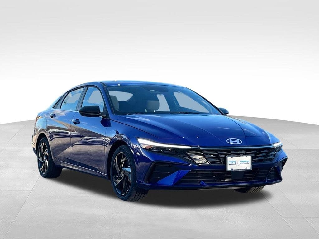 2026 Hyundai Elantra SEL Sport Premium FWD