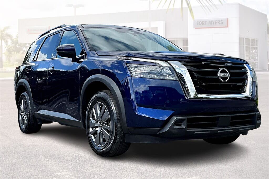 2024 Nissan Pathfinder SV FWD