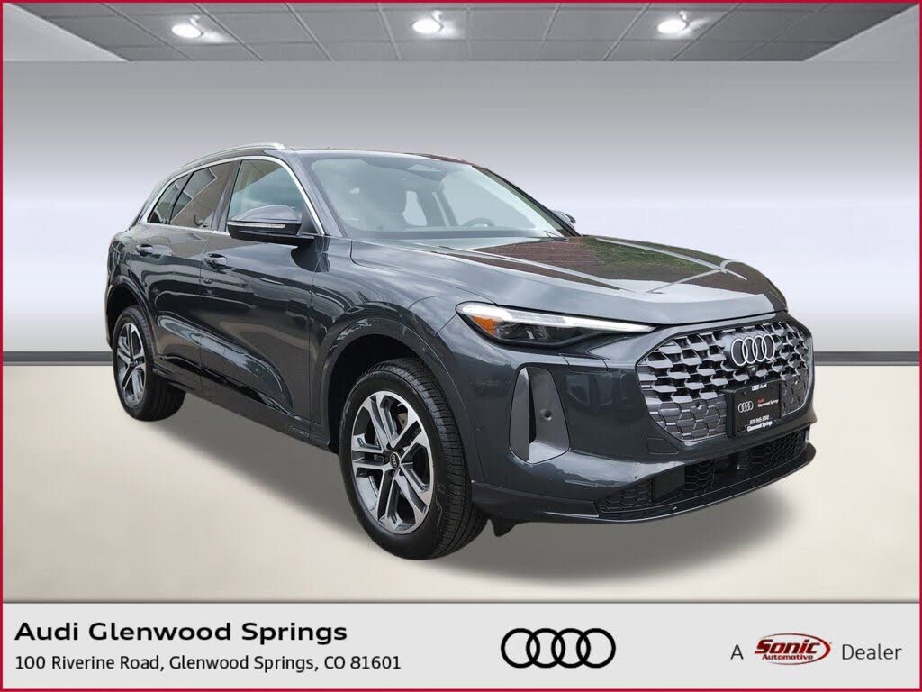 2025 Audi Q5 quattro Premium Plus 40 TFSI