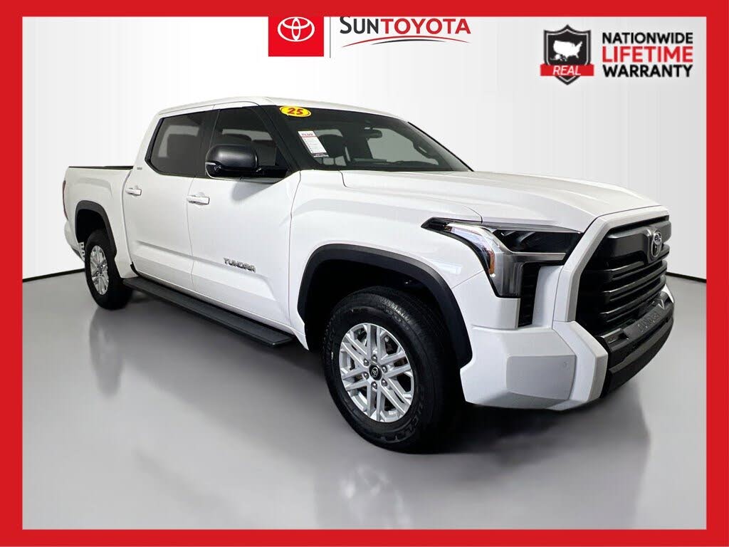 2025 Toyota Tundra SR5 CrewMax Cab 4WD