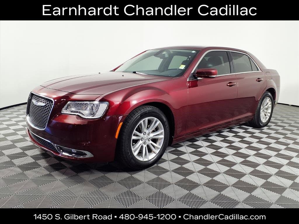 2019 Chrysler 300 Touring RWD