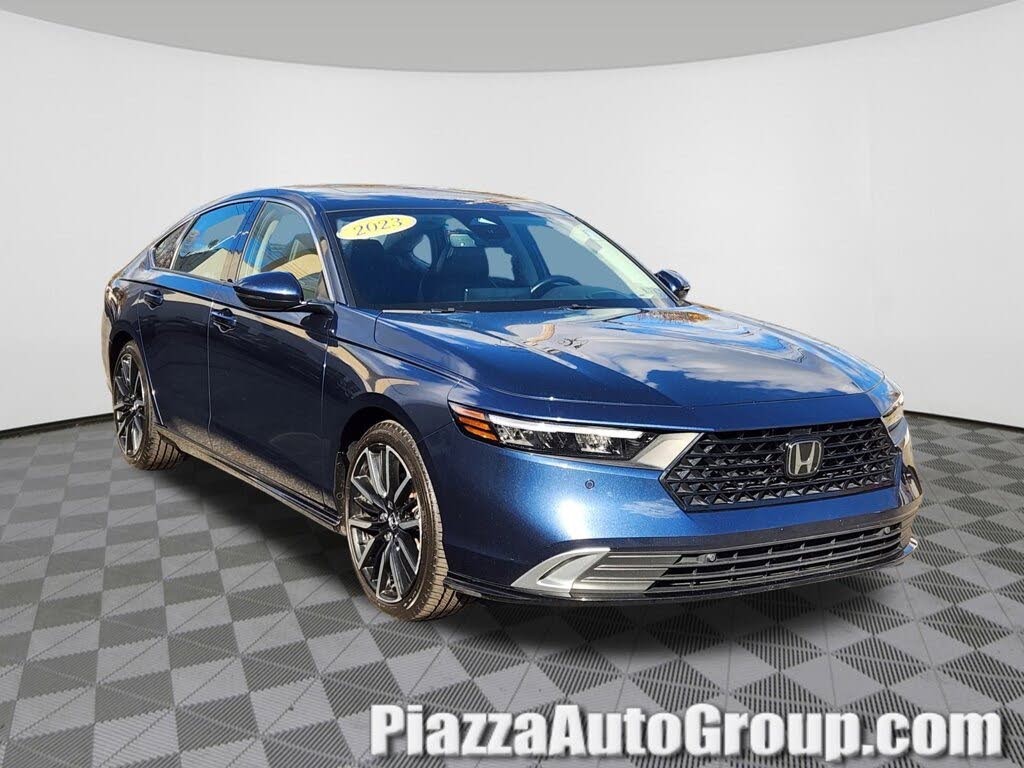 2023 Honda Accord Hybrid Touring FWD