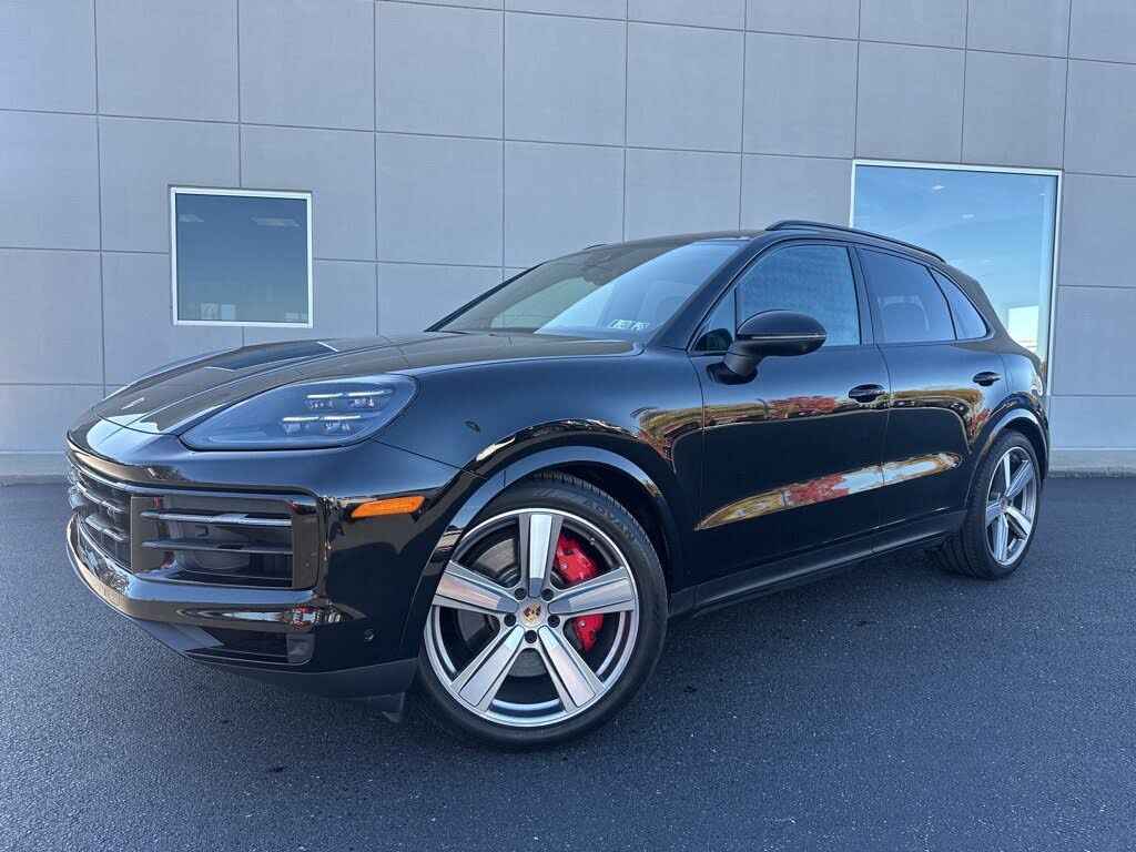 2024 Porsche Cayenne S AWD