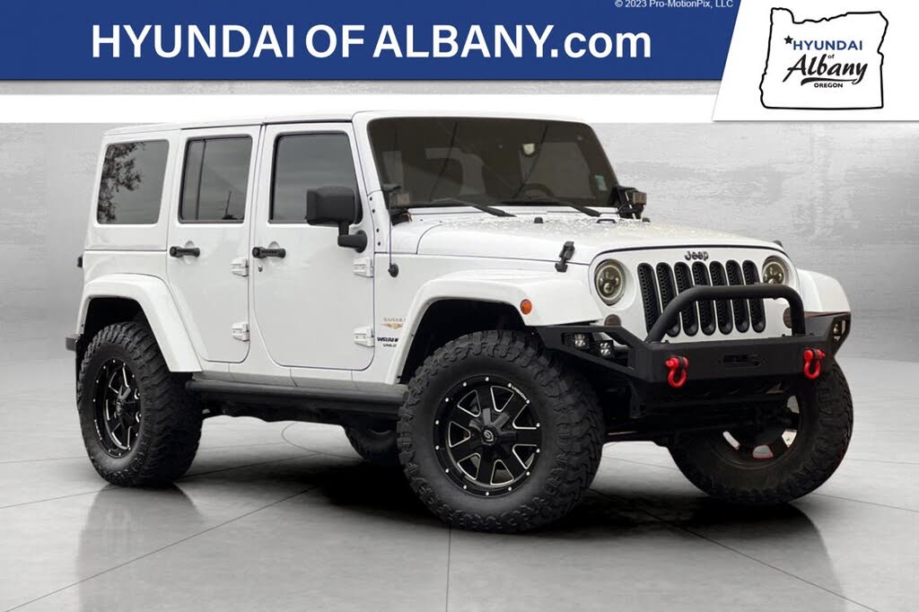 2014 Jeep Wrangler Unlimited Sahara 4WD