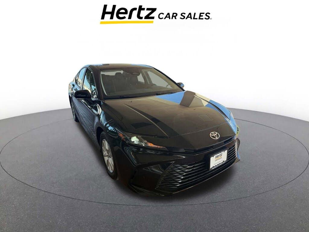 2025 Toyota Camry LE FWD