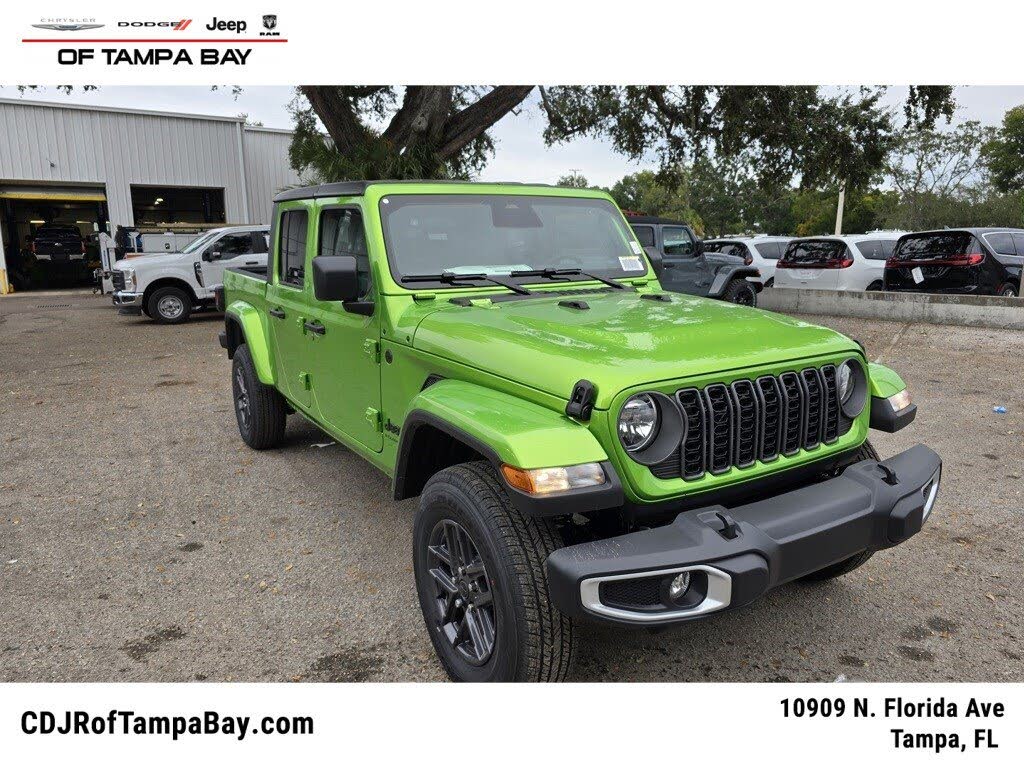 2026 Jeep Gladiator Sport S Crew Cab 4WD